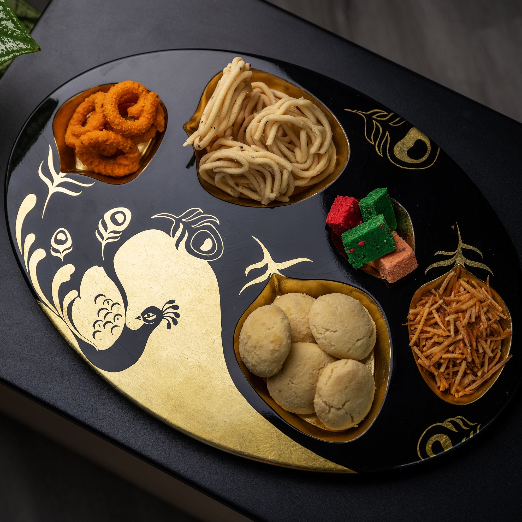 The Golden Peacock Collection - Qua | Distinctive Gifts
